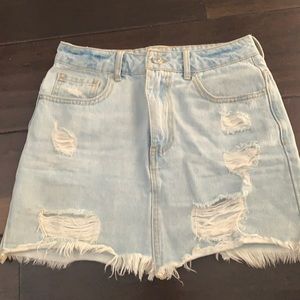 Forever 21 denim distressed skirt